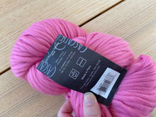 Load image into Gallery viewer, Leftovers Pack! Cascade Magnum Chunky Roving Yarn (250 grams)
